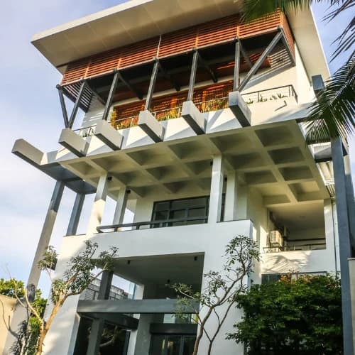 DKS archive: concrete building and roof viewed from below